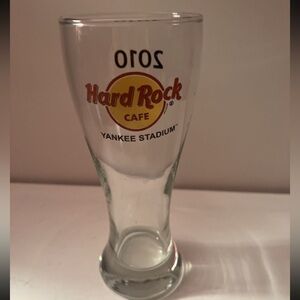 2010 Hard Rock Cafe Yankee Stadium Pint Glass Beer MLB Baseball Souvenir Logo